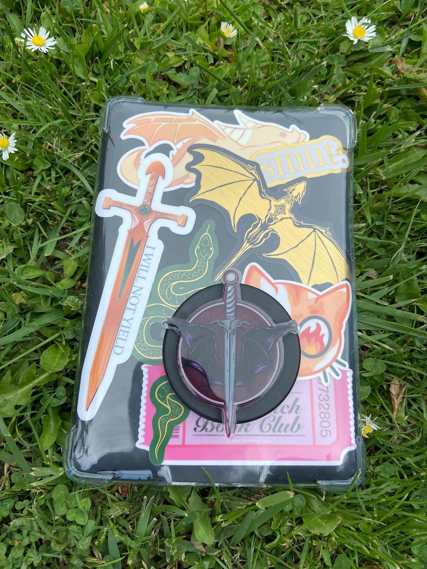 MagSafe Phone/E-Reader Bat Wing and Dagger - Nymeris Art